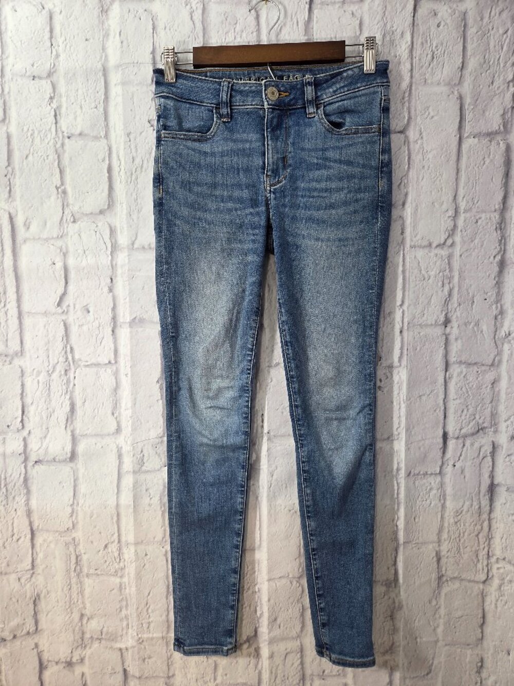 American Eagle Next Level Stretch 2 Light Wash Denim Blue Mid Rise Jegging FLAW